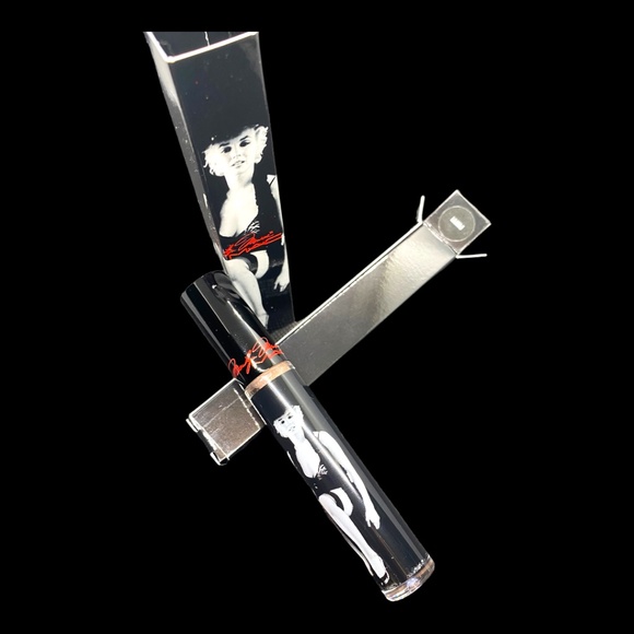 M.A.C Cosmetics MARILYN MONROE rare dazzle glass - Picture 1 of 9